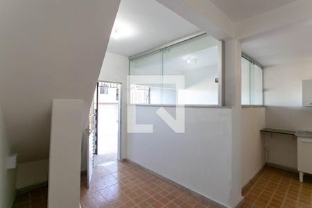 Sala de casa para alugar com 1 quarto, 55m² em Vista do Sol, Belo Horizonte