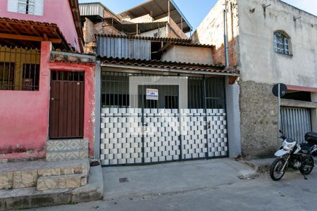 Casa para alugar com 55m², 1 quarto e 1 vaga Casa para alugar com 55m², 1 quarto e 1 vagaFachada