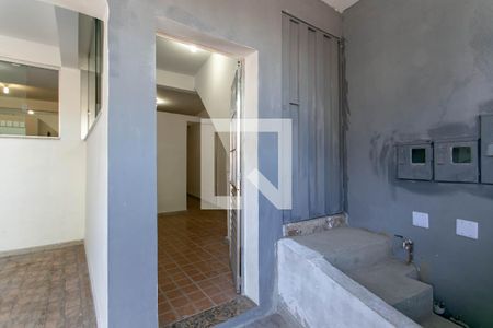 Casa para alugar com 55m², 1 quarto e 1 vaga Casa para alugar com 55m², 1 quarto e 1 vagaEntrada