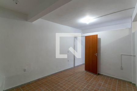 Quarto de casa para alugar com 1 quarto, 55m² em Vista do Sol, Belo Horizonte