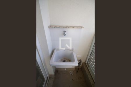 Apartamento para alugar com 40m², 2 quartos e 1 vagavaranda / area de serviço