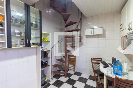 Casa à venda com 180m², 3 quartos e 2 vagasCasa 2 - Cozinha