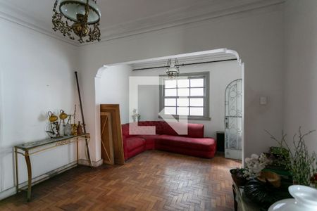 Sala de casa para alugar com 4 quartos, 232m² em Lourdes, Belo Horizonte