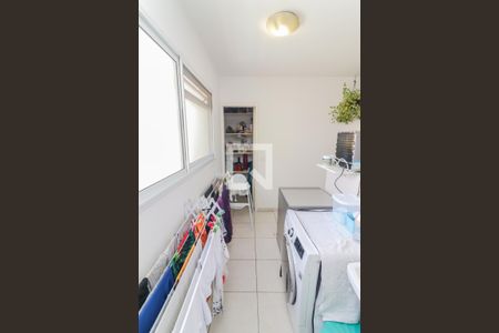 Apartamento à venda com 135m², 4 quartos e 3 vagasLavanderia