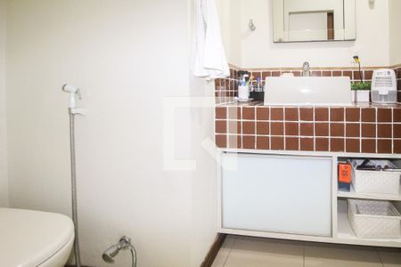 Apartamento à venda com 90m², 3 quartos e sem vagaBanheiro da Suíte