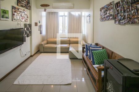 Apartamento à venda com 90m², 3 quartos e sem vagaSala