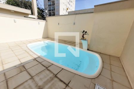 Apartamento à venda com 52m², 2 quartos e 1 vaga Apartamento à venda com 52m², 2 quartos e 1 vagaÁrea comum - Piscina