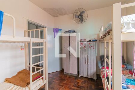 Casa à venda com 400m², 4 quartos e 3 vagas Casa à venda com 400m², 4 quartos e 3 vagasQuarto 2