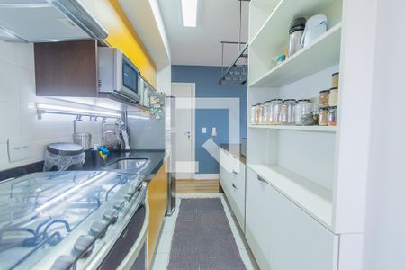 Apartamento à venda com 77m², 2 quartos e 2 vagasCozinha e Área de Serviço