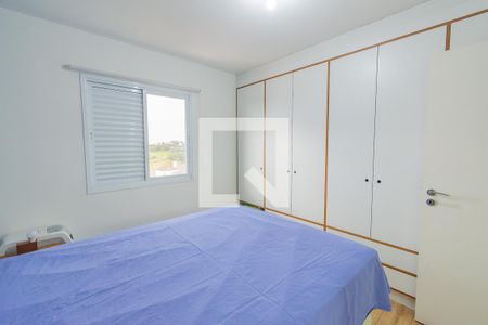 Apartamento à venda com 77m², 2 quartos e 2 vagasQuarto 2 - Suíte