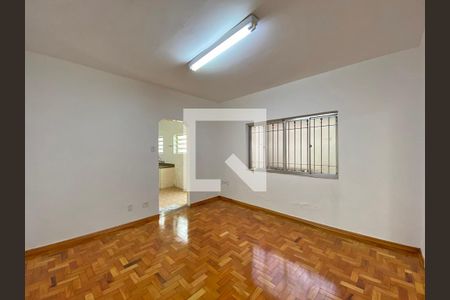 Sala de casa para alugar com 2 quartos, 176m² em Vila Diva (zona Leste), São Paulo