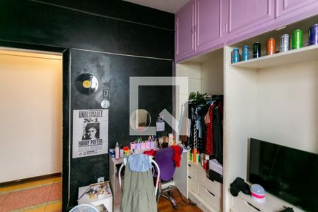 Casa à venda com 360m², 8 quartos e 3 vagasQuarto 2