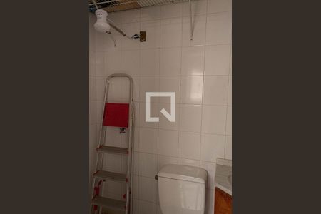 Banheiro de Serviço de apartamento à venda com 2 quartos, 85m² em Tijuca, Rio de Janeiro