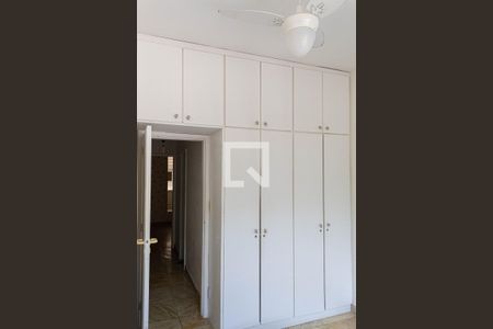 Apartamento à venda com 85m², 2 quartos e 1 vagaQuarto 1 - Armários