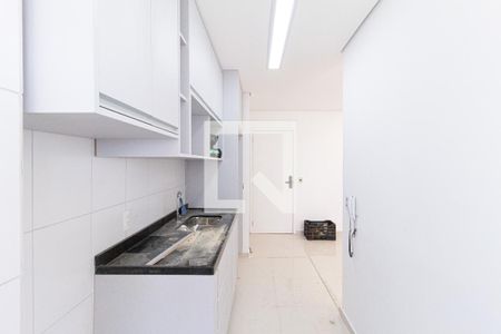 Apartamento à venda com 53m², 2 quartos e 1 vaga Apartamento à venda com 53m², 2 quartos e 1 vagaCozinha e área de seviço