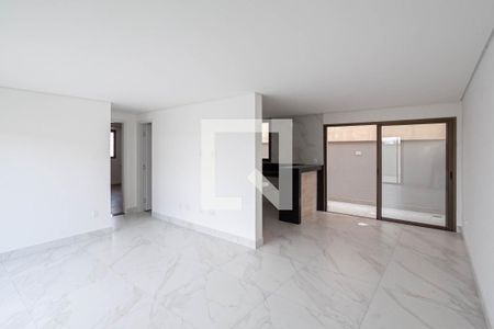 Sala  de apartamento para alugar com 3 quartos, 140m² em Planalto, Belo Horizonte