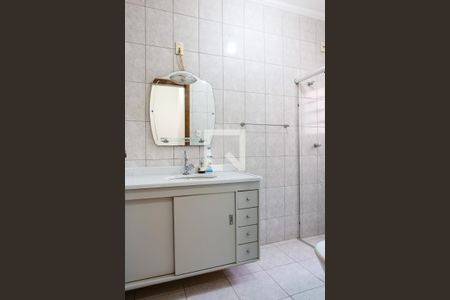 Casa à venda com 400m², 2 quartos e 5 vagasBanheiro Social