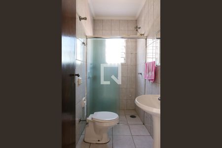 Casa à venda com 400m², 2 quartos e 5 vagasBanheiro da Lavanderia