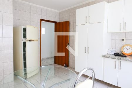 Casa à venda com 400m², 2 quartos e 5 vagasCozinha