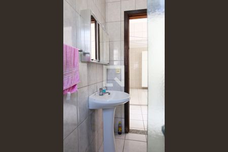 Casa à venda com 400m², 2 quartos e 5 vagasBanheiro da Lavanderia