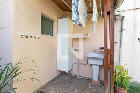 Casa para alugar com 100m², 3 quartos e 1 vagaÁrea de serviço