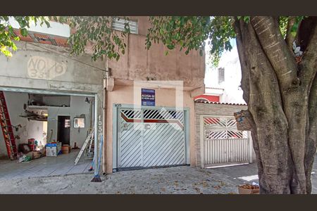 Casa para alugar com 100m², 3 quartos e 1 vagaFachada