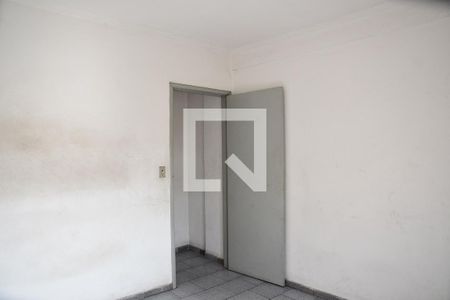 Sala/Quarto de apartamento para alugar com 1 quarto, 40m² em Jardim Santa Tereza, Embu das Artes