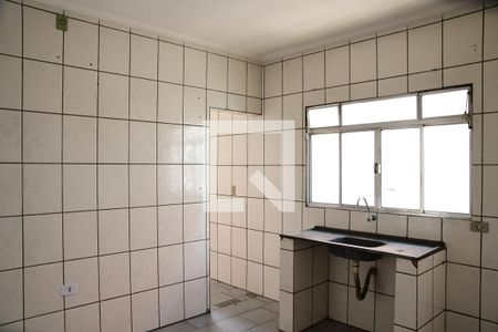 Cozinha de apartamento para alugar com 1 quarto, 40m² em Jardim Santa Tereza, Embu das Artes