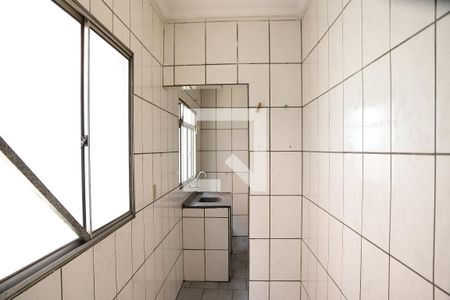 Área de Serviço de apartamento para alugar com 1 quarto, 40m² em Jardim Santa Tereza, Embu das Artes