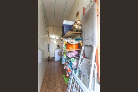 Casa à venda com 120m², 2 quartos e 2 vagas Casa à venda com 120m², 2 quartos e 2 vagasÁrea de serviço