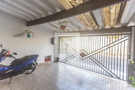 Casa à venda com 120m², 2 quartos e 2 vagas Casa à venda com 120m², 2 quartos e 2 vagasGaragem