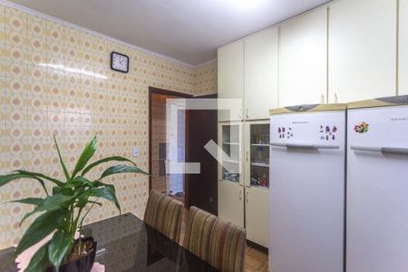 Casa à venda com 120m², 2 quartos e 2 vagas Casa à venda com 120m², 2 quartos e 2 vagasCozinha