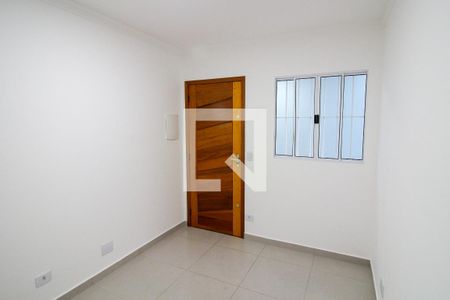 Sala de Estar de casa para alugar com 1 quarto, 40m² em Cangaiba, São Paulo