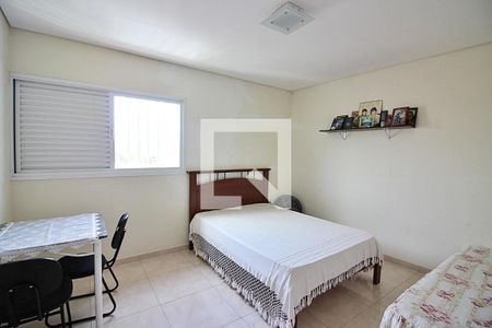 Casa à venda com 413m², 4 quartos e 3 vagasQuarto 2