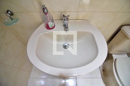 Casa à venda com 413m², 4 quartos e 3 vagasBanheiro Social 1