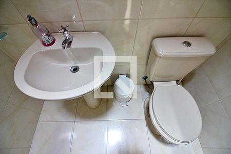 Casa à venda com 413m², 4 quartos e 3 vagasBanheiro Social 1