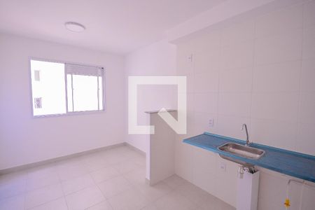 Sala/Cozinha de apartamento para alugar com 2 quartos, 32m² em Sacomã, São Paulo