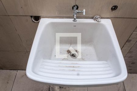 Casa para alugar com 70m², 2 quartos e 1 vagaÁrea de Serviço
