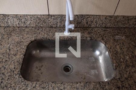 Casa para alugar com 70m², 2 quartos e 1 vagaCozinha - Torneira