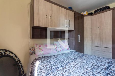 Quarto 1 de apartamento para alugar com 2 quartos, 60m² em Vila Carmosina, São Paulo