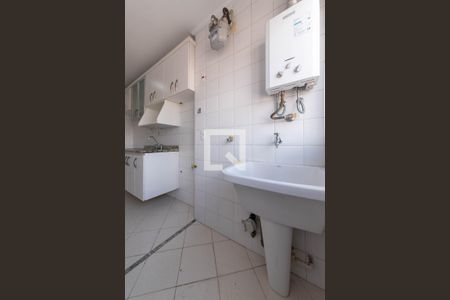 Lavanderia de apartamento à venda com 2 quartos, 55m² em Vila Santo Estefano, São Paulo