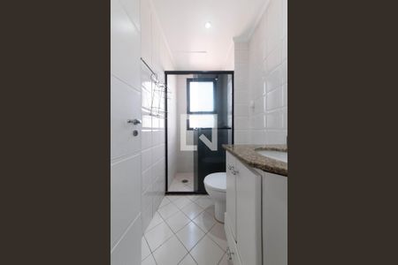 Banheiro de apartamento à venda com 2 quartos, 55m² em Vila Santo Estefano, São Paulo