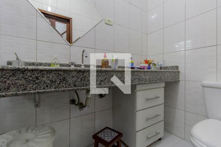 Casa à venda com 230m², 3 quartos e 4 vagasBanheiro Suíte 