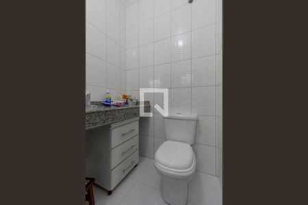 Casa à venda com 230m², 3 quartos e 4 vagasBanheiro Suíte 