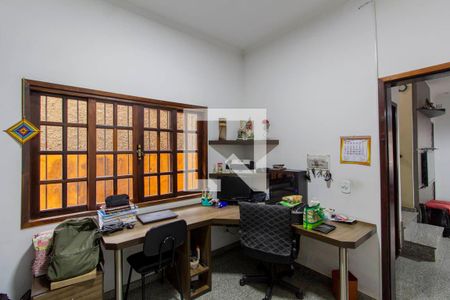 Casa à venda com 230m², 3 quartos e 4 vagasQuarto 3