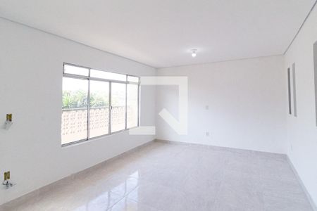 Sala 1 de casa à venda com 4 quartos, 260m² em Bandeiras, Osasco