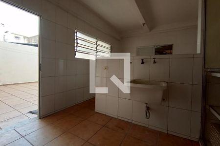 Casa à venda com 300m², 3 quartos e 3 vagasÁrea de Serviço