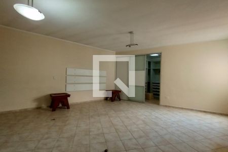 Casa à venda com 300m², 3 quartos e 3 vagasQuarto 1 - Suíte