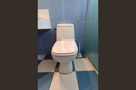 Casa à venda com 300m², 3 quartos e 3 vagasBanheiro da Suíte 3