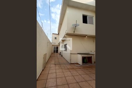 Casa à venda com 300m², 3 quartos e 3 vagasQuintal